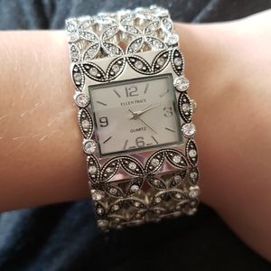 Ellen Tracy cuff watch